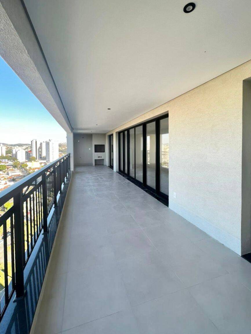 Apartamento à venda com 3 quartos, 211m² - Foto 3