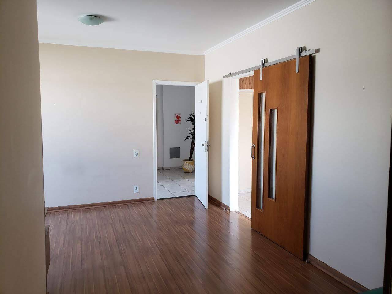 Apartamento à venda com 2 quartos, 77m² - Foto 7