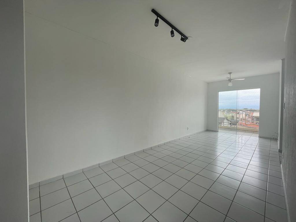 Apartamento à venda com 2 quartos, 53m² - Foto 2