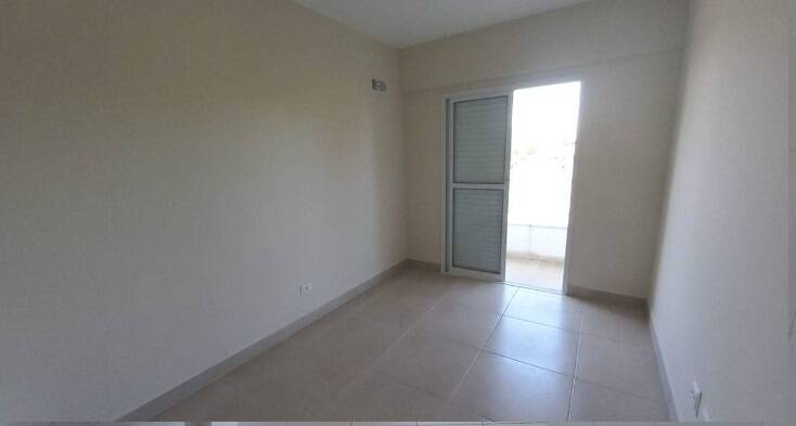 Apartamento para alugar com 3 quartos, 74m² - Foto 6