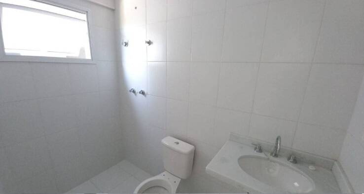 Apartamento para alugar com 3 quartos, 74m² - Foto 7