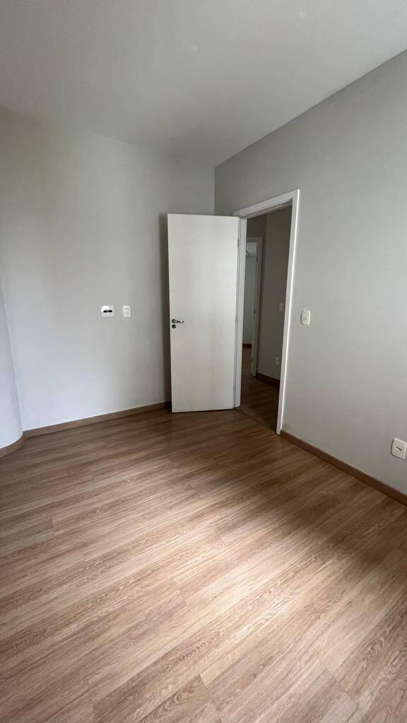 Apartamento para alugar com 3 quartos, 77m² - Foto 18