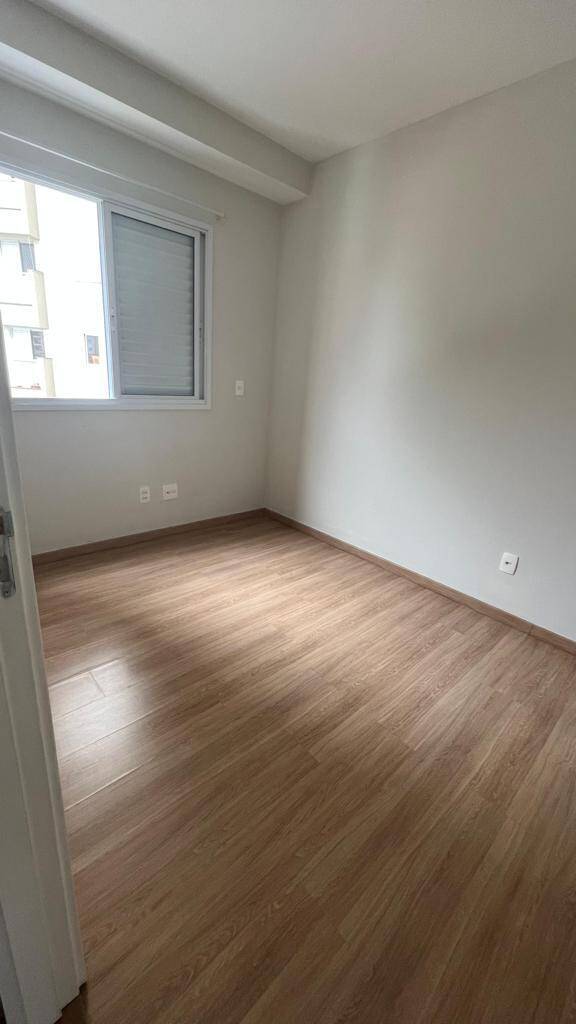 Apartamento para alugar com 3 quartos, 77m² - Foto 22