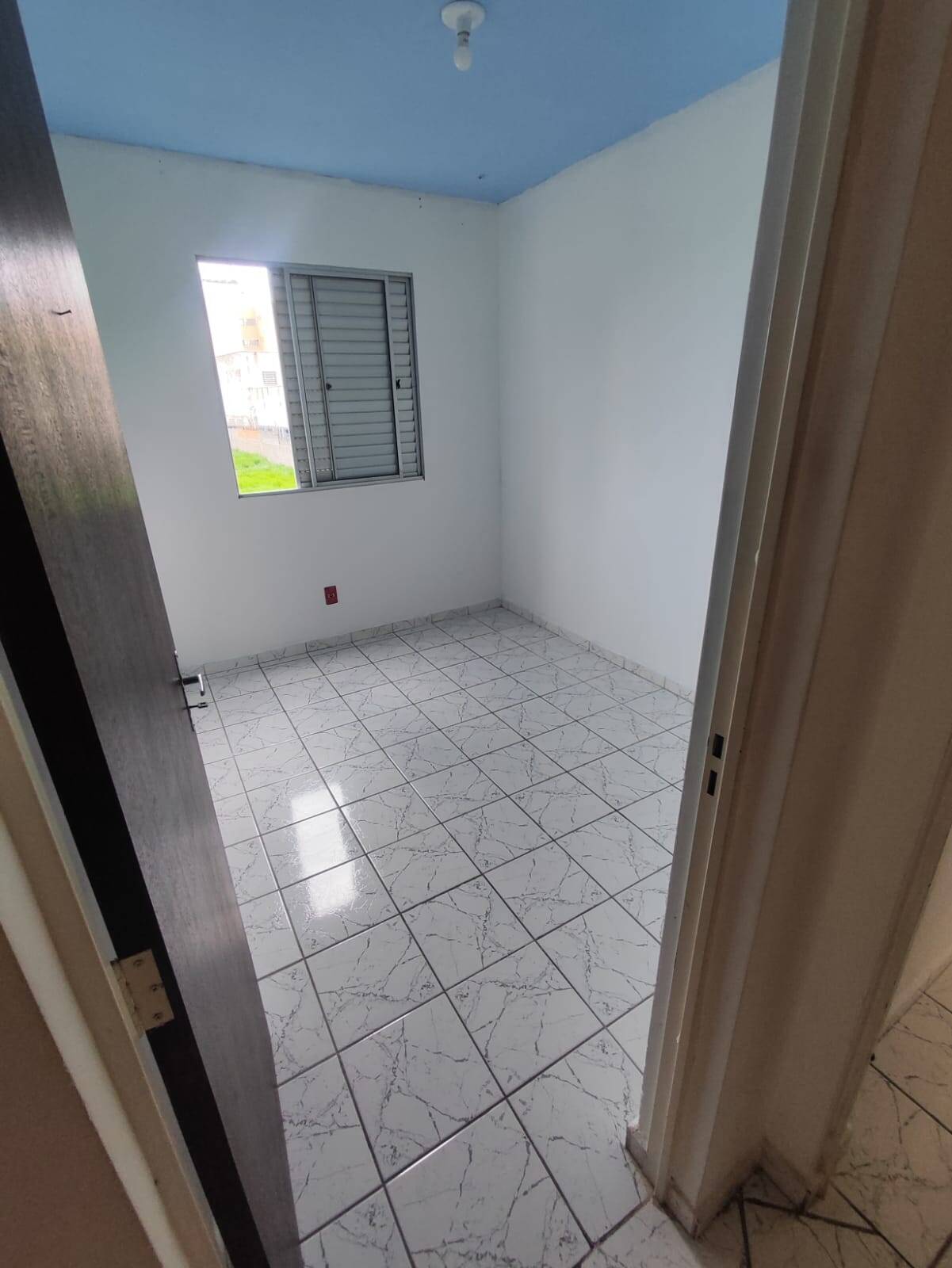 Apartamento para alugar com 2 quartos, 64m² - Foto 15