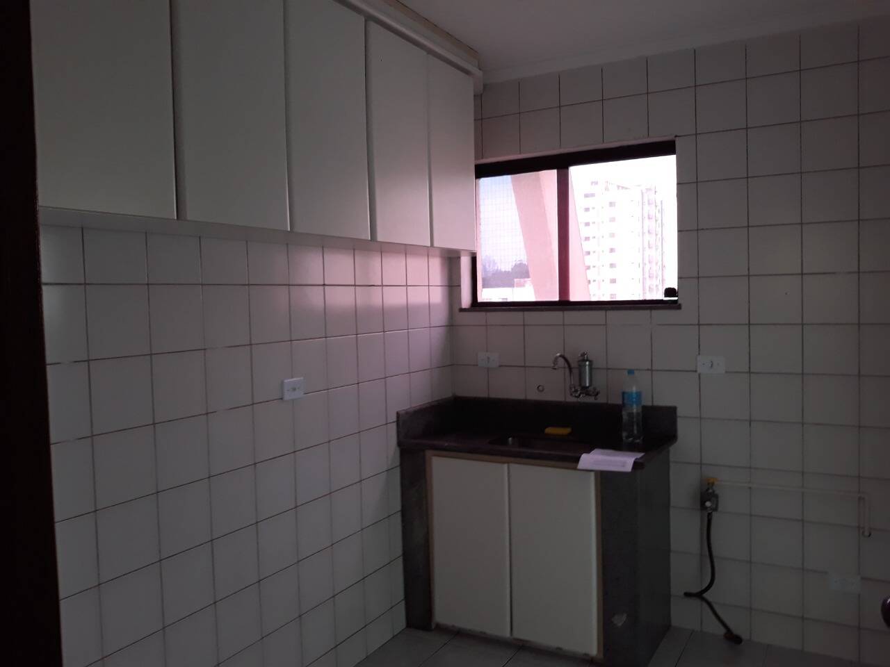 Apartamento à venda com 2 quartos, 83m² - Foto 2