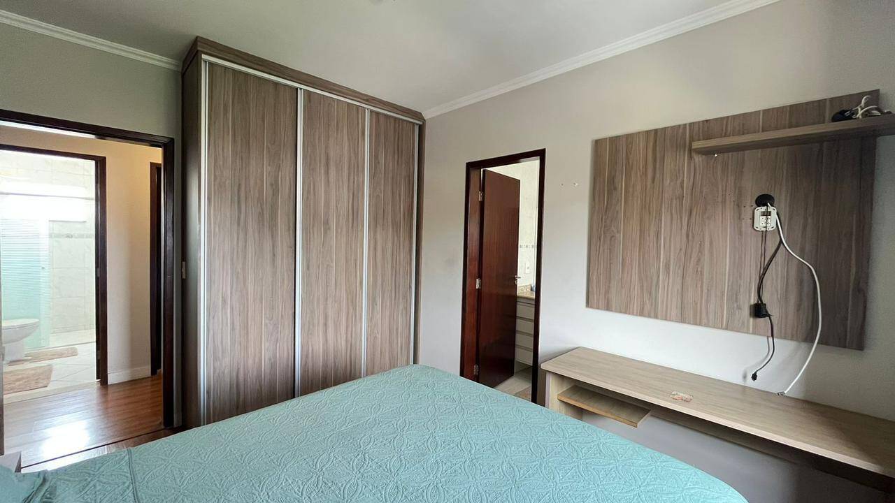 Sobrado à venda com 3 quartos, 180m² - Foto 15