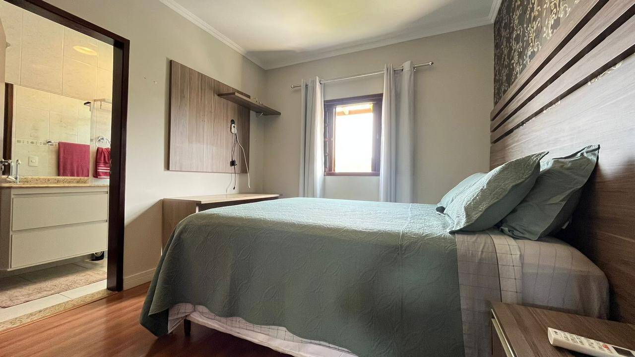 Sobrado à venda com 3 quartos, 180m² - Foto 22