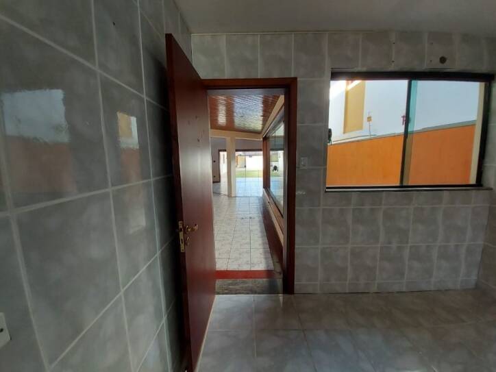 Casa à venda com 3 quartos, 400m² - Foto 9