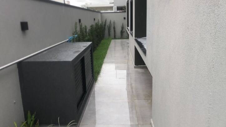 Sobrado à venda com 5 quartos, 480m² - Foto 1