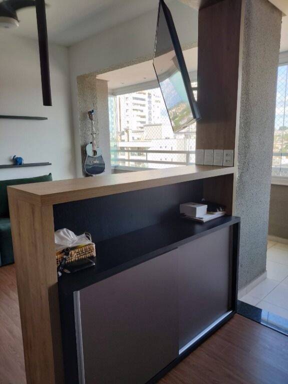 Apartamento à venda com 2 quartos, 76m² - Foto 4