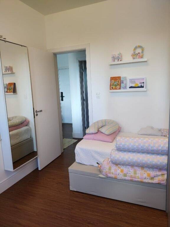 Apartamento à venda com 2 quartos, 76m² - Foto 15