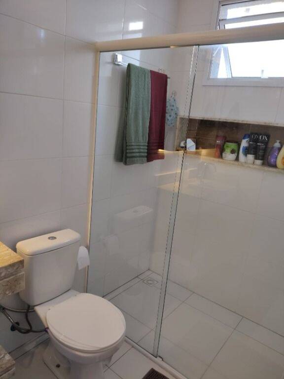 Apartamento à venda com 2 quartos, 76m² - Foto 17