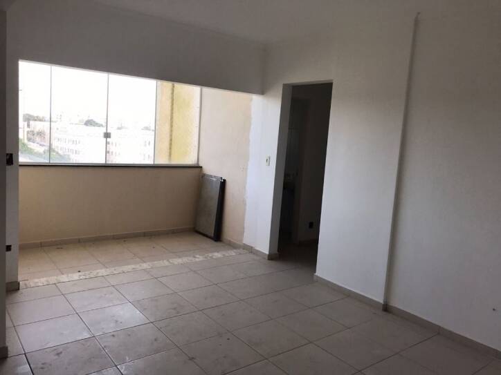 Apartamento à venda com 2 quartos, 80m² - Foto 3