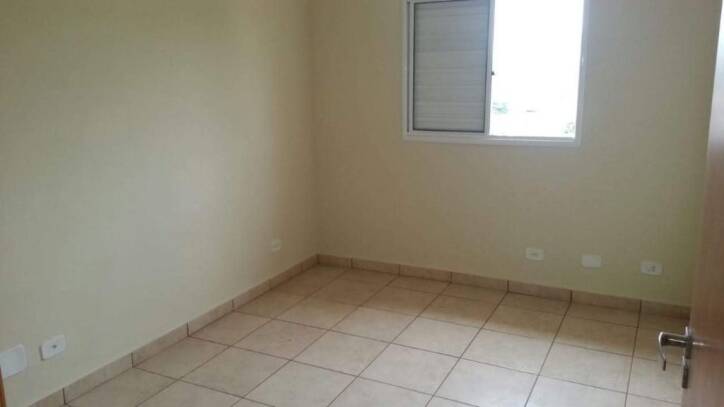 Apartamento à venda com 2 quartos, 75m² - Foto 1