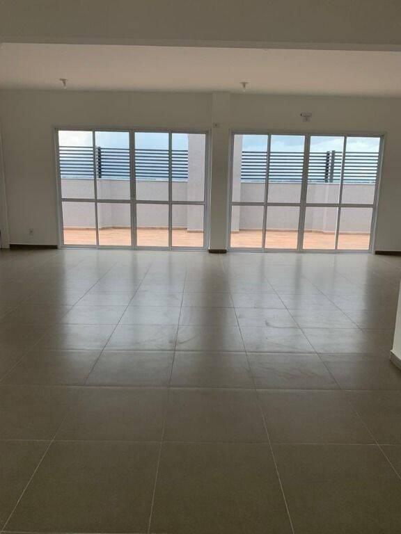 Apartamento à venda com 2 quartos, 74m² - Foto 4