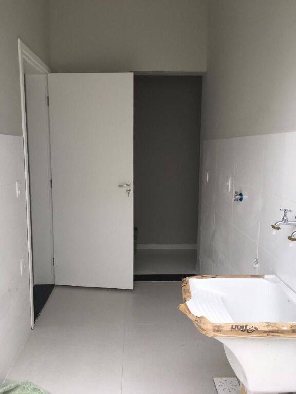 Casa à venda com 3 quartos, 148m² - Foto 14