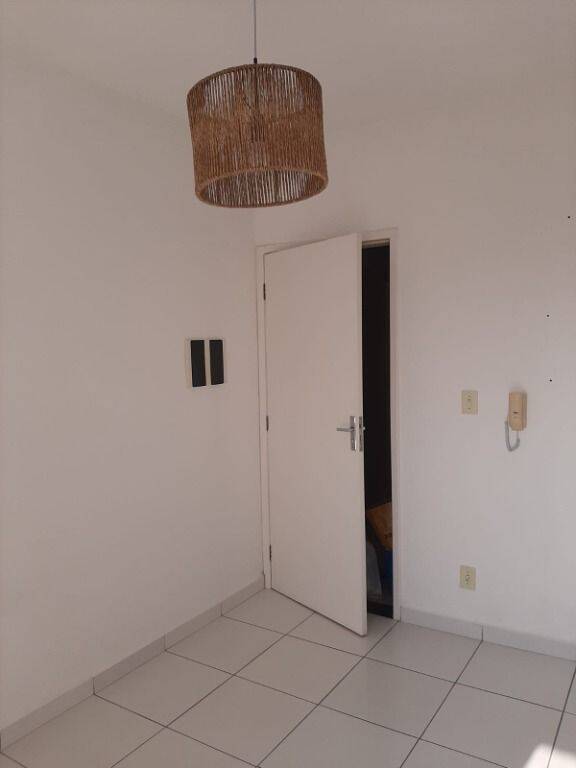 Apartamento à venda com 2 quartos, 51m² - Foto 5