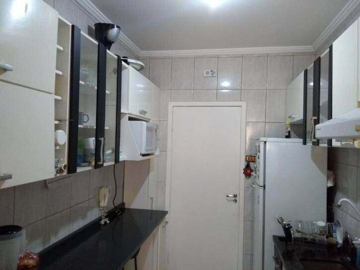 Apartamento à venda com 3 quartos, 76m² - Foto 4