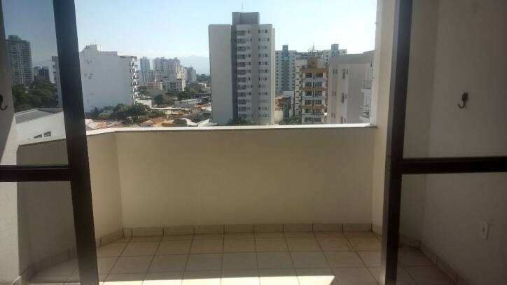 Apartamento à venda com 3 quartos, 111m² - Foto 3