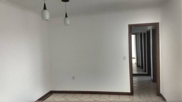 Apartamento à venda com 3 quartos, 111m² - Foto 5