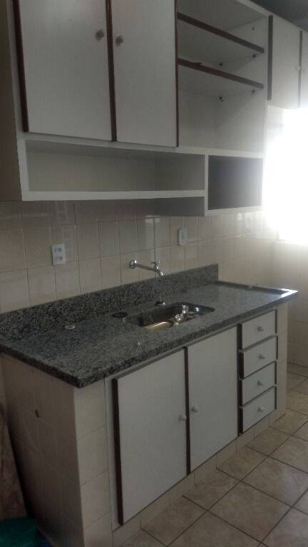 Apartamento à venda com 3 quartos, 111m² - Foto 9