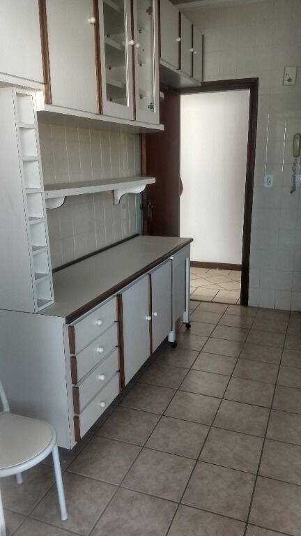 Apartamento à venda com 3 quartos, 111m² - Foto 11