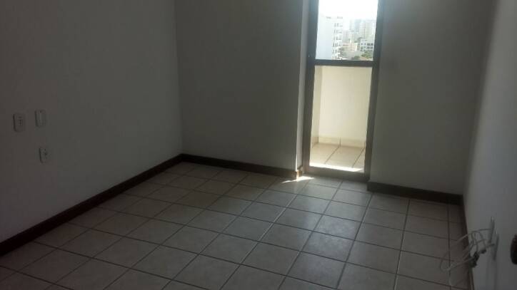 Apartamento à venda com 3 quartos, 111m² - Foto 14