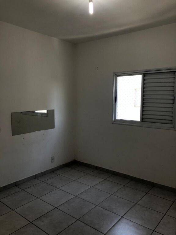 Apartamento à venda com 2 quartos, 57m² - Foto 11