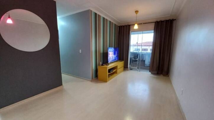 Apartamento à venda com 2 quartos, 55m² - Foto 2