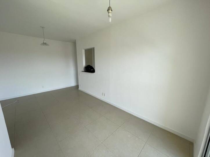 Apartamento à venda com 3 quartos, 68m² - Foto 3