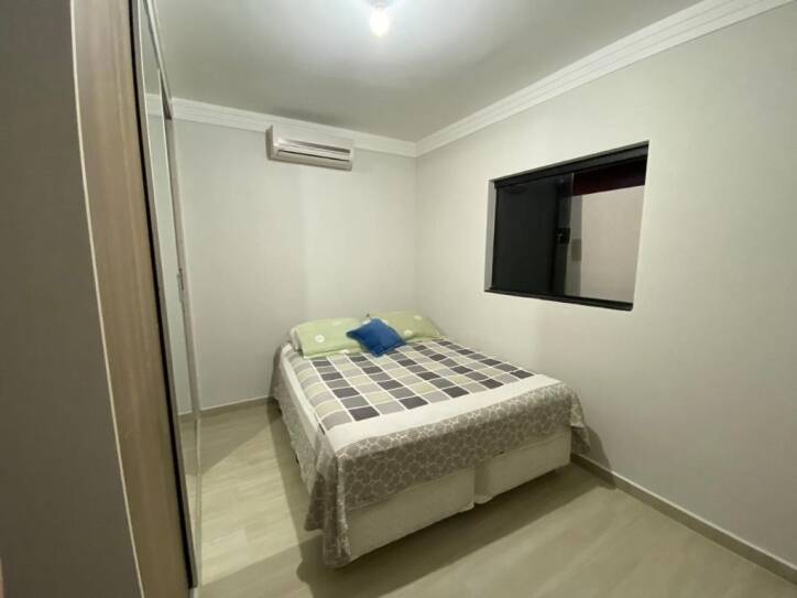 Casa à venda com 2 quartos, 90m² - Foto 9