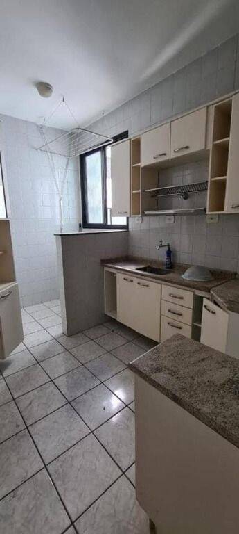 Apartamento à venda com 3 quartos, 50m² - Foto 3