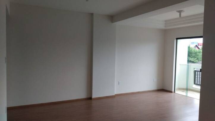 Apartamento à venda com 3 quartos, 101m² - Foto 2