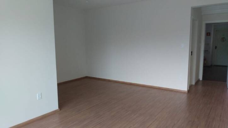 Apartamento à venda com 3 quartos, 101m² - Foto 3