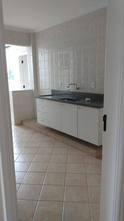 Apartamento à venda com 3 quartos, 101m² - Foto 7