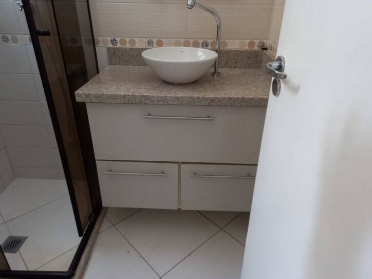 Apartamento à venda com 2 quartos, 60m² - Foto 15