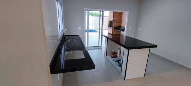 Casa à venda com 2 quartos, 149m² - Foto 5