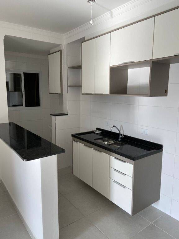 Apartamento à venda com 2 quartos, 68m² - Foto 4