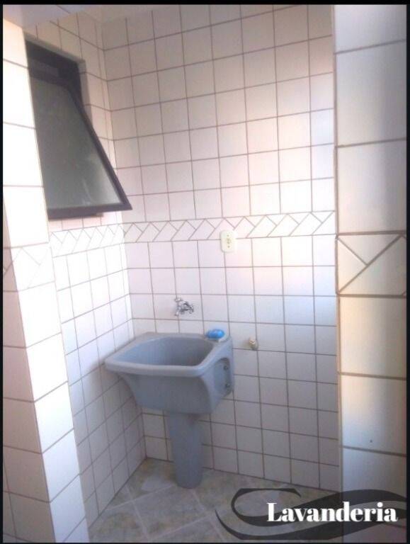 Apartamento para alugar com 2 quartos, 60m² - Foto 7