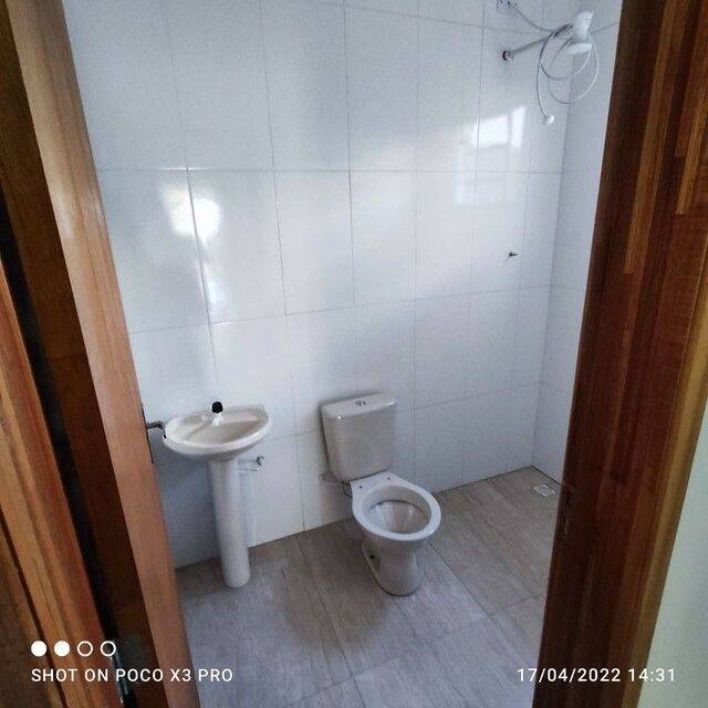 Casa à venda com 2 quartos, 69m² - Foto 1