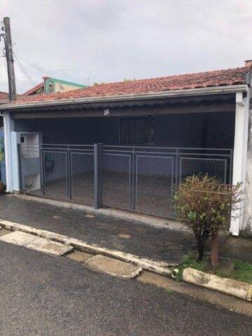 Casa à venda com 3 quartos, 190m² - Foto 2