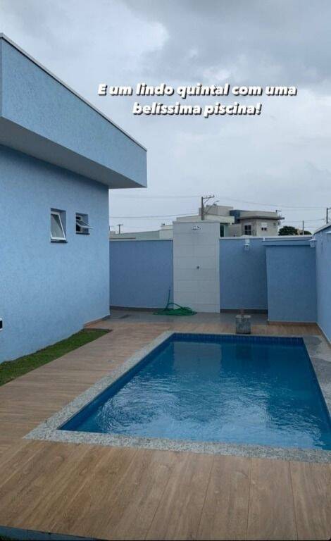 Casa à venda com 3 quartos, 300m² - Foto 2