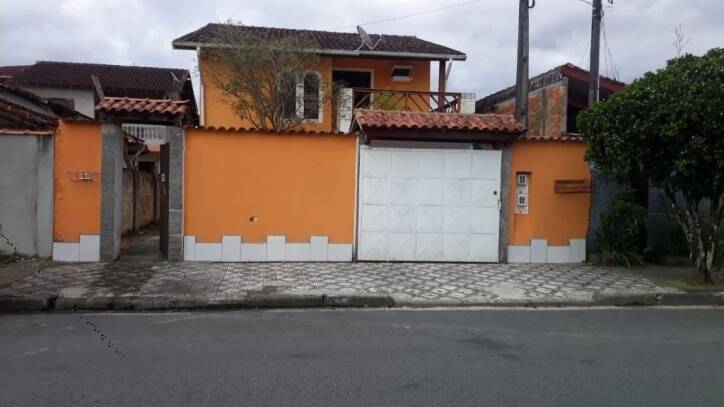 Sobrado à venda com 4 quartos, 212m² - Foto 1