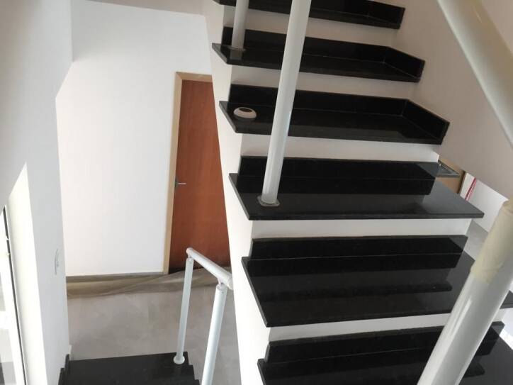 Sobrado à venda com 3 quartos, 147m² - Foto 4