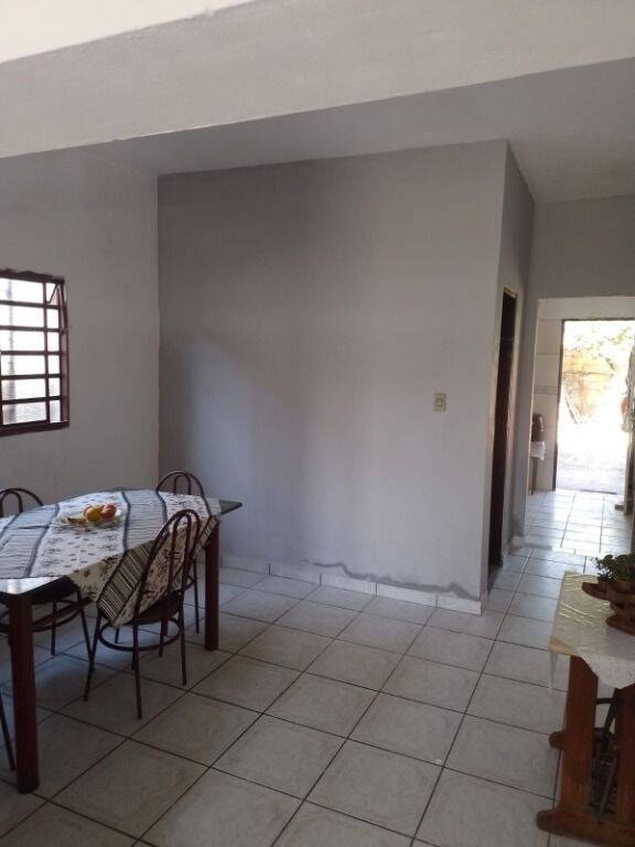 Casa à venda com 3 quartos, 86m² - Foto 11