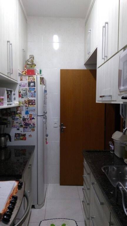 Apartamento à venda com 2 quartos, 60m² - Foto 11