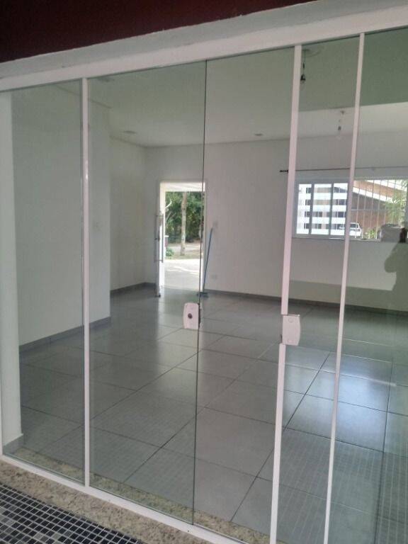 Casa à venda com 3 quartos, 150m² - Foto 1