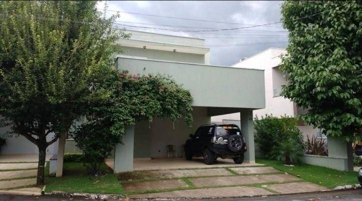 Sobrado à venda com 4 quartos, 221m² - Foto 2