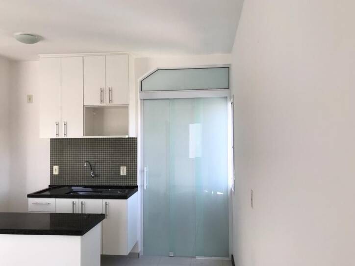 Apartamento à venda com 2 quartos, 70m² - Foto 6