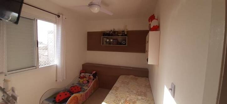 Apartamento à venda com 3 quartos, 76m² - Foto 1